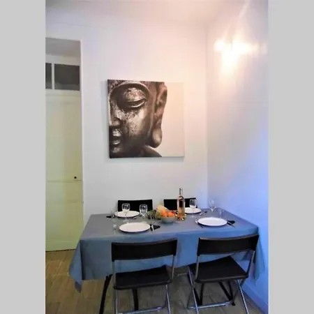 2 Spacious Bedrooms Near Riquier Station! * Nice