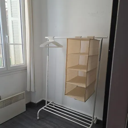 2 Spacious Bedrooms Near Riquier Station! * Nizza