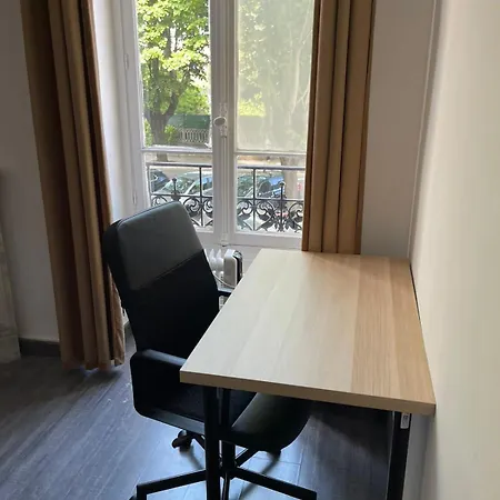 2 Spacious Bedrooms Near Riquier Station! Apartment *