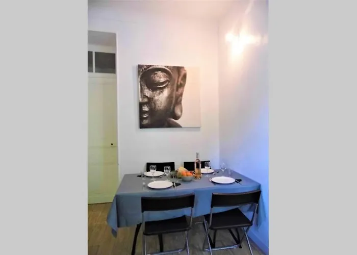 2 Spacious Bedrooms Near Riquier Station! * نيس