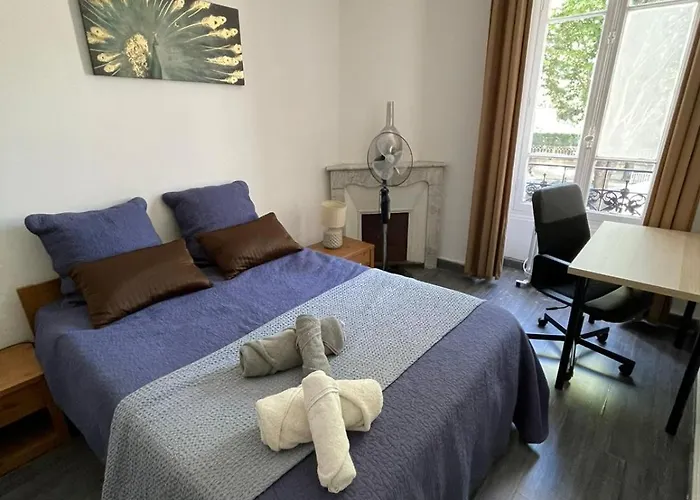 شقة 2 Spacious Bedrooms Near Riquier Station! *